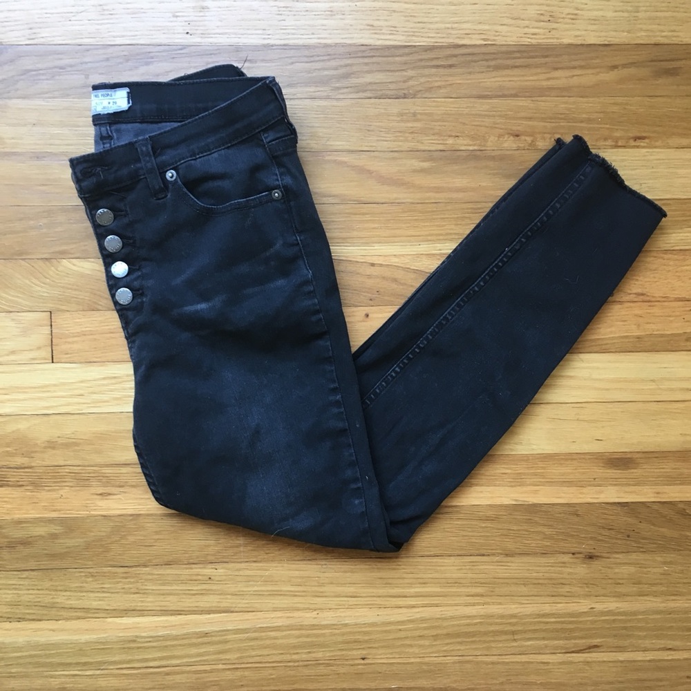Free people black skinny jeans with fly buttons